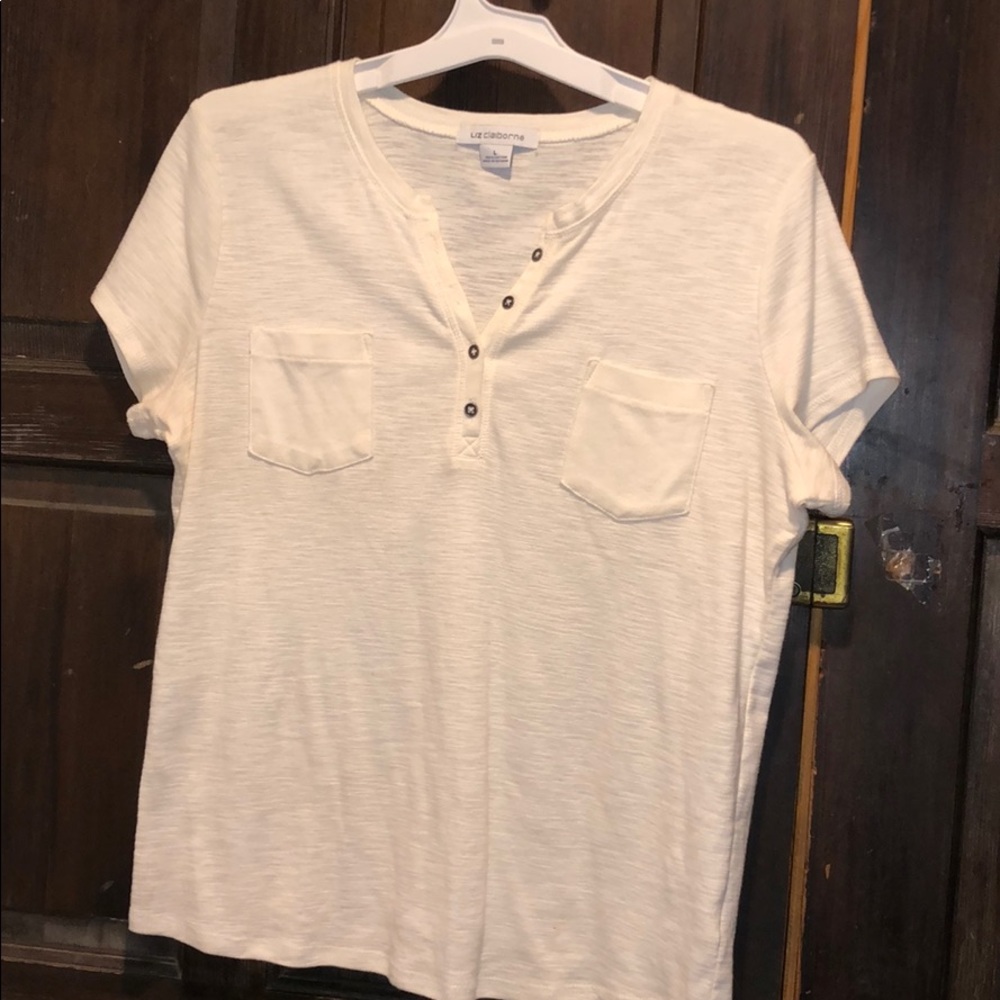 NWOT White Button Neck T-Shirt w/Pockets Size L